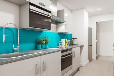 2 bed flat, 119 Mayflower Street, City Centre, Plymouth, PL11SD - Image 1